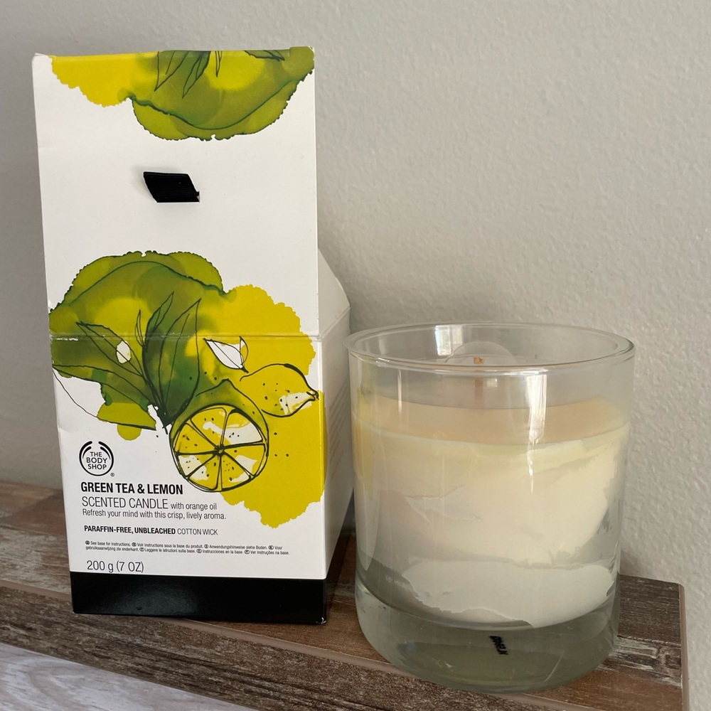The Body Shop green tea and lemon scented candle